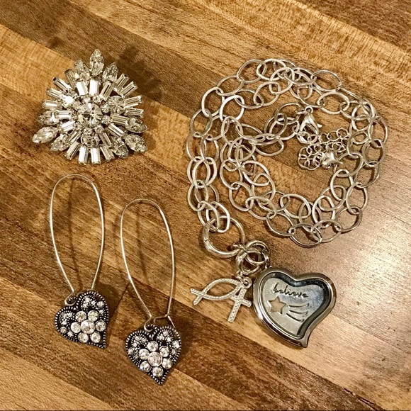 🦄 4/$30 Lot of silver jewelry🦄 - Picture 2 of 8